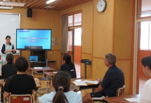 エピペンの使い方