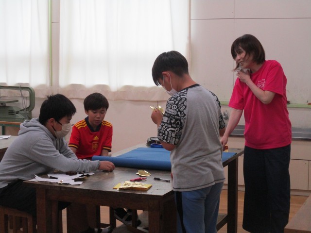 掲示委員会の活動の様子